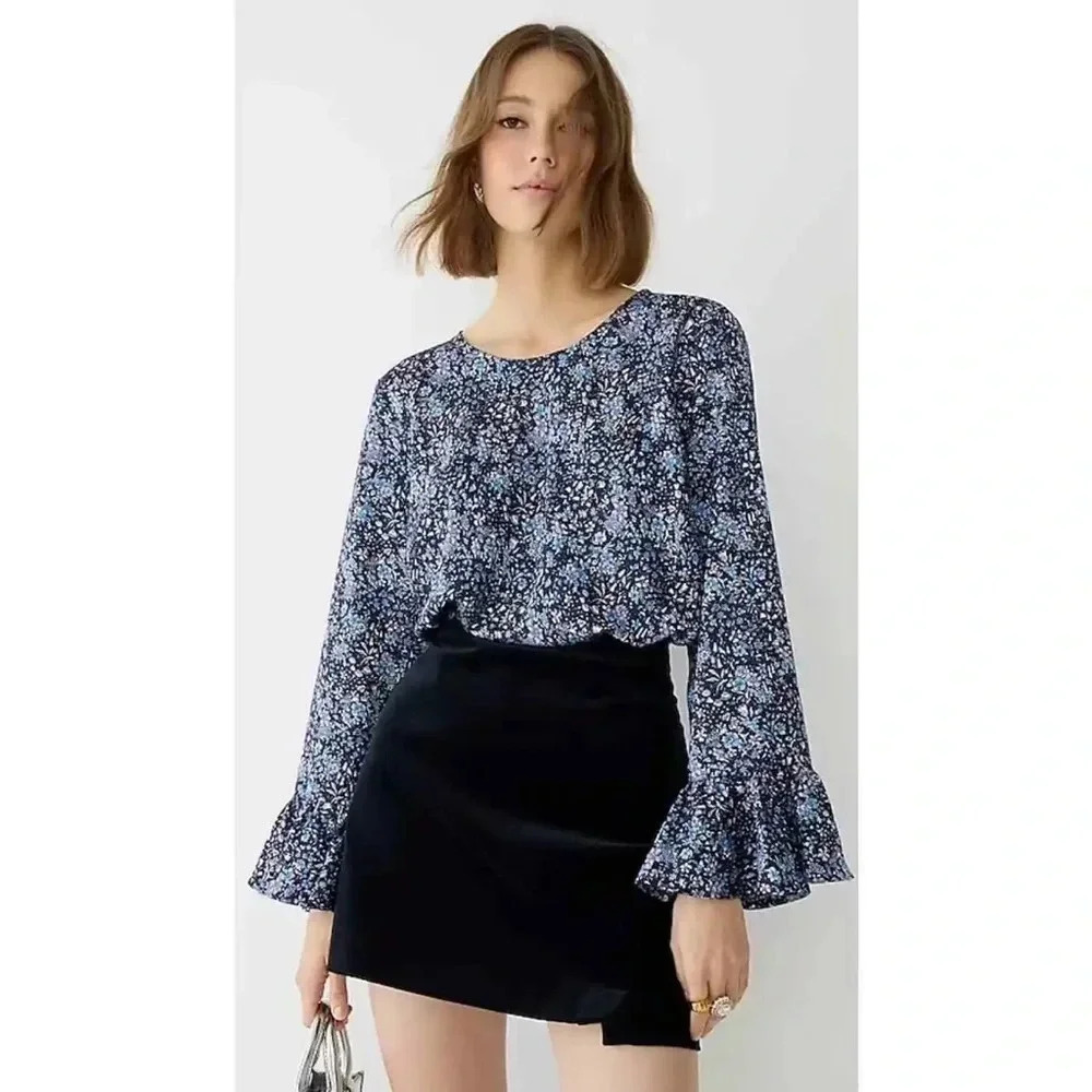 J. Crew‎ blue purple floral blouse bell sleeves sz XS
